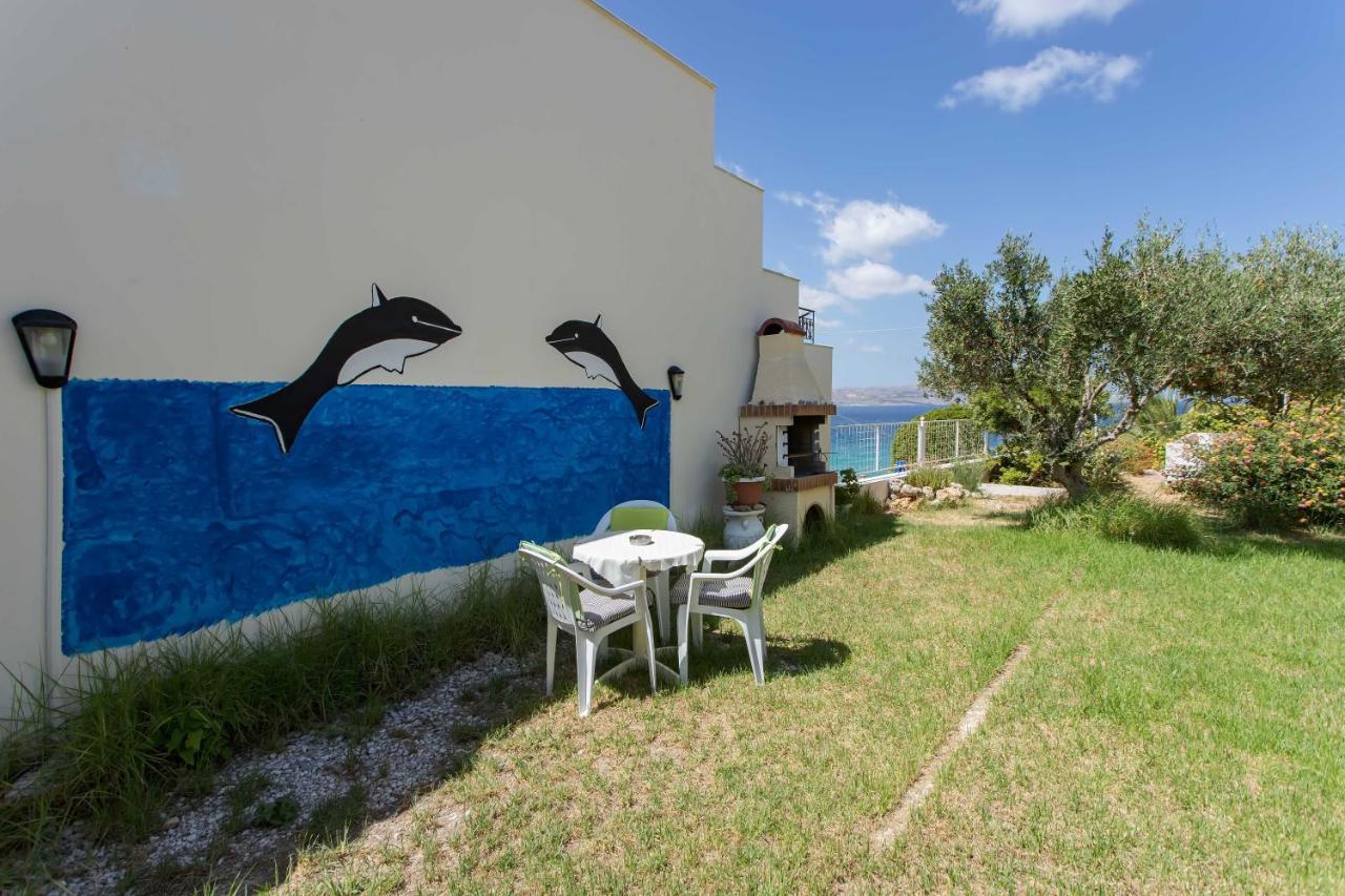 Manos Apartments Almirída Luaran gambar