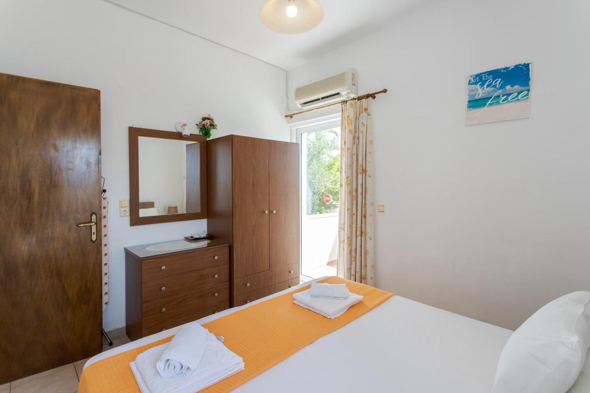 Manos Apartments Almirída Bilik gambar
